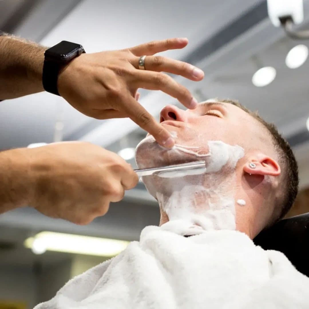 A master beard shave and trim