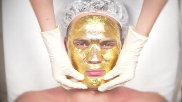24K collagen face mask treatment